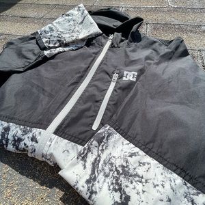 DC Size M Black/White